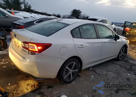 2020 Subaru Impreza Premium z USA, uszkodzony, nr VIN 4S3GKAD65L3611397